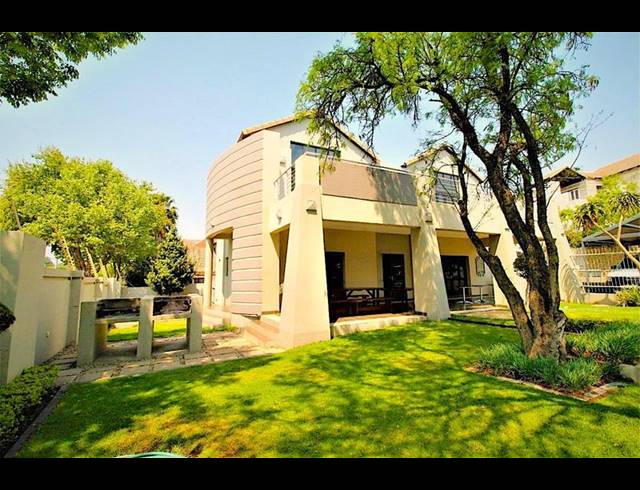1 BEDROOM PROPERTY TO RENT IN LONEHILL